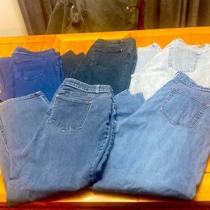 Women’s Jeans. Size 18